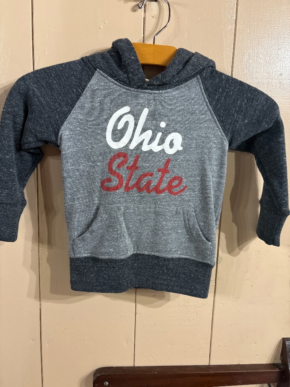 Homage Ohio State youth sweatshirt, size 2